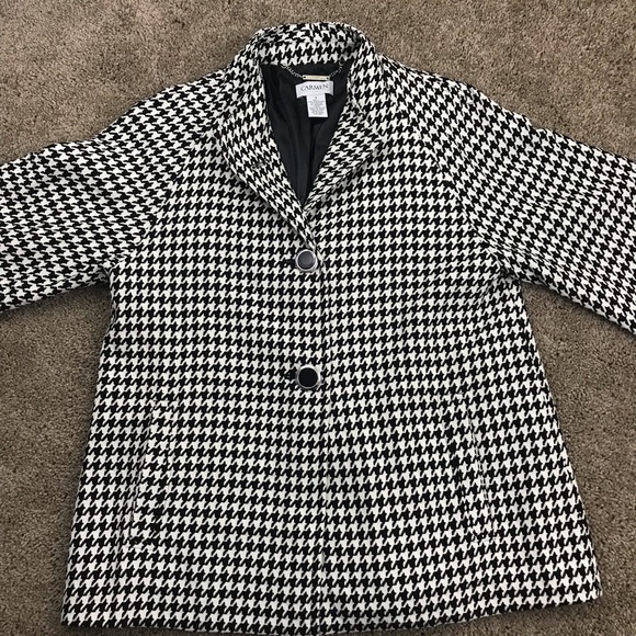 Carmen Marc Valvo Jackets & Blazers - Carmen Marc Valvo Size Small Black White Coat